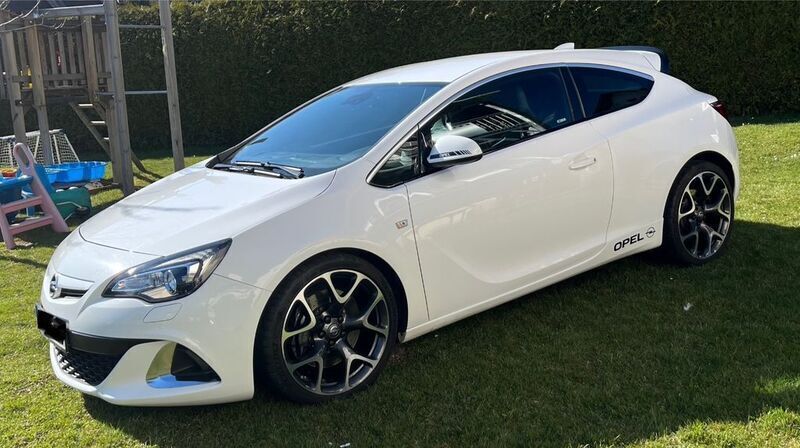 Weiß Gebraucht 2017 Opel Astra OPC Limousine | 17.100 € (Fairer Preis) - Bild 1/4