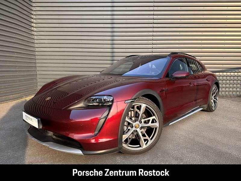 Cherrymetallic Gebraucht 2021 Porsche Taycan Cross Turismo Kombi | 63.900 € (Etwas zu teuer) - Bild 1/4