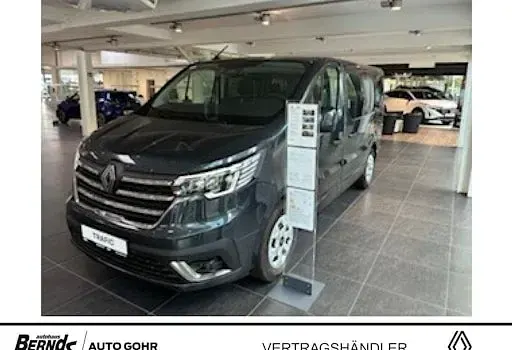 Neu Renault Trafic Evolution 110 PS (80 kW) 2025 Kometengrau metallic Van / Kleinbus