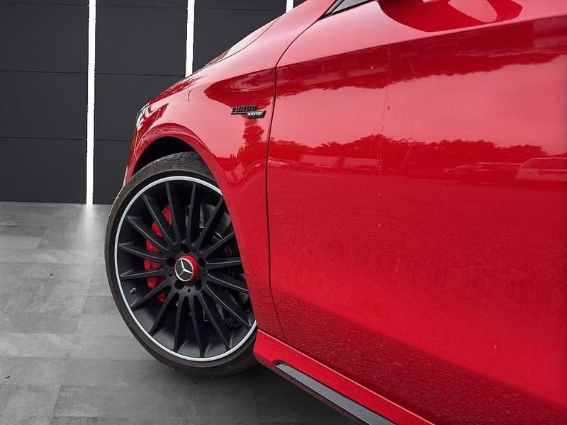 Gebraucht Mercedes CLA45 AMG AMG 381 PS (280 kW) 2018 Rot Limousine