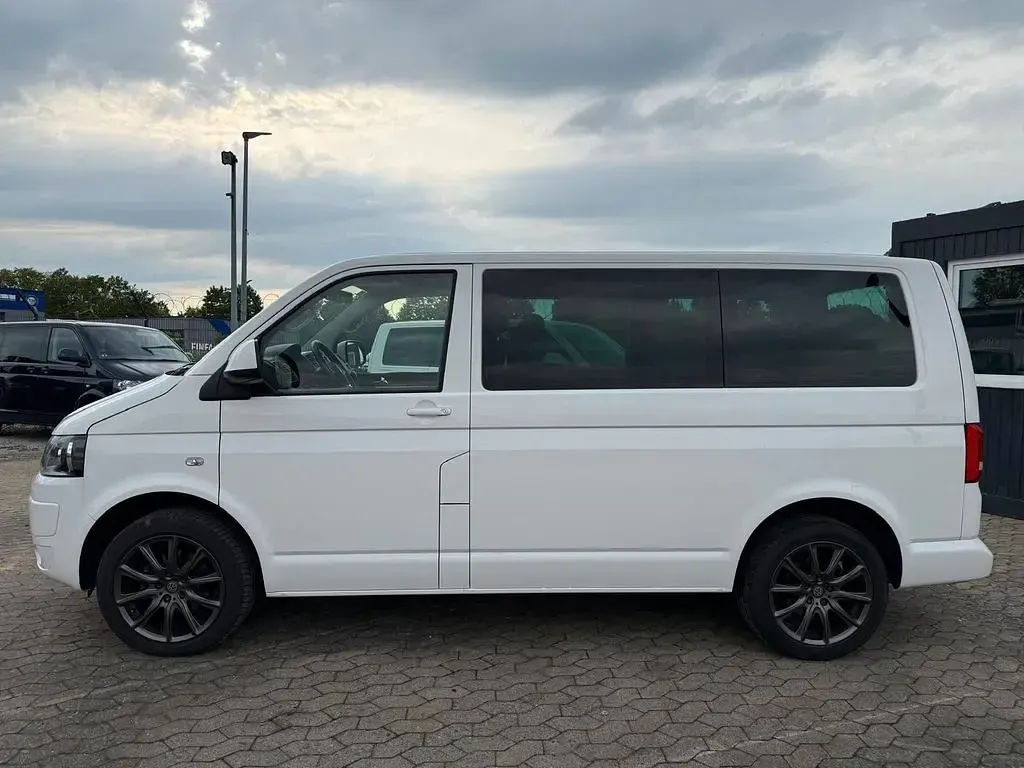 Używany VW T5 140 KM (102 kW) 2014 Biały Van