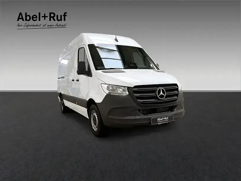 Gebraucht Mercedes Sprinter 170 PS (125 kW) 2026 Arktikweiß Van