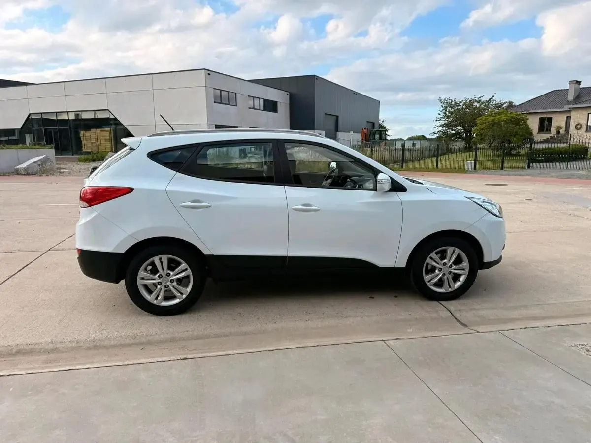 Gebraucht Hyundai ix35 115 PS (84 kW) 2011 Weiß SUV