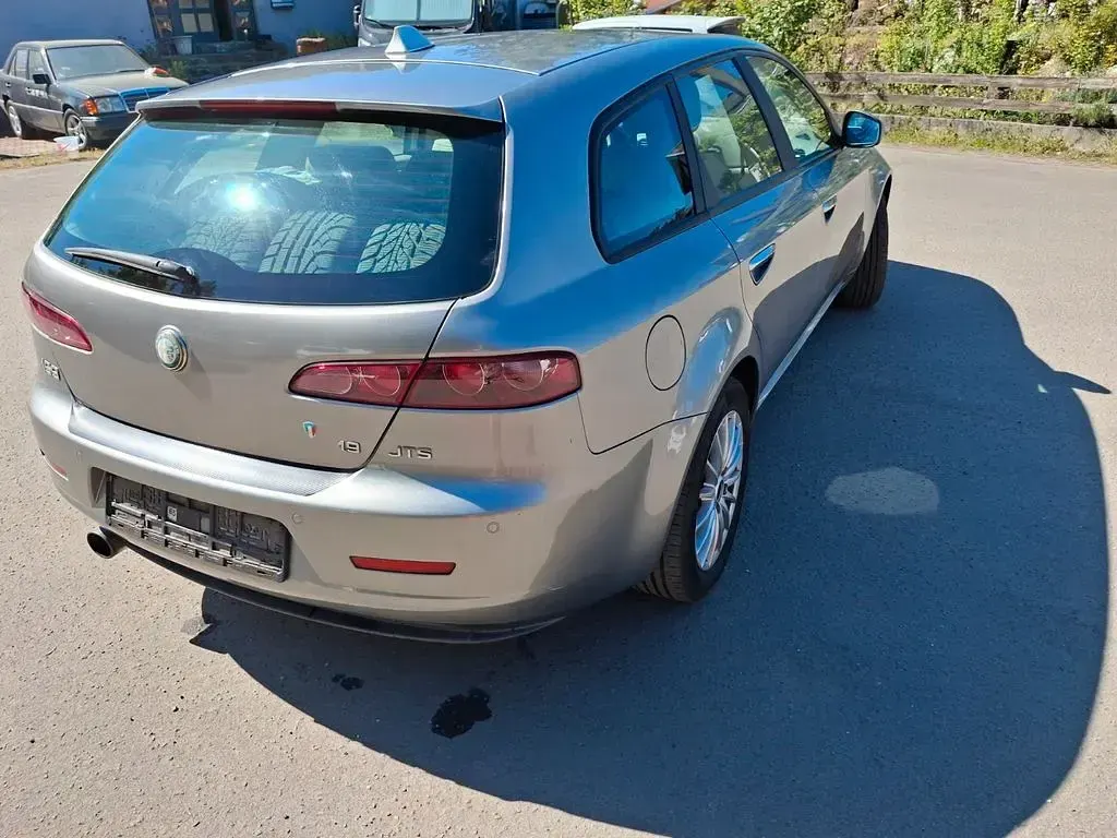 Gebraucht Alfa Romeo 159 Distinctive 160 PS (117 kW) 2005 Silber Limousine