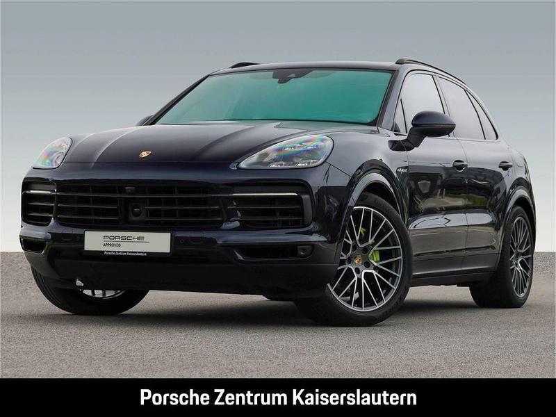 Blau Gebraucht 2019 Porsche Cayenne SUV | 67.670 € (Etwas zu teuer) - Bild 1/4