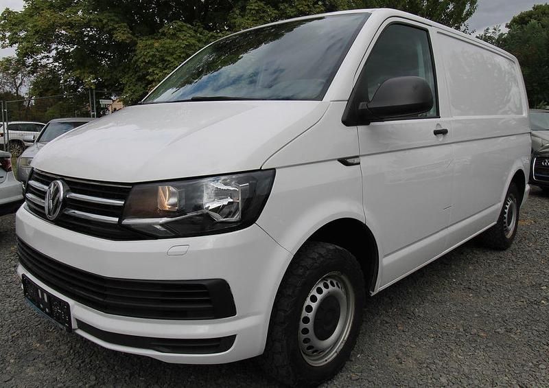 Gebraucht VW Transporter 84 PS (61 kW) 2015 Candyweiß Van