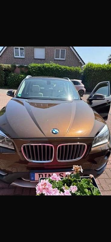 Braun Gebraucht 2012 BMW X1 SUV | 7.900 € (Guter Preis) - Bild 1/4