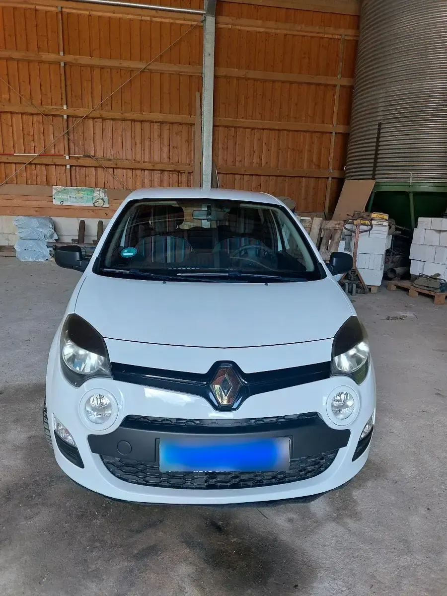 Gebraucht Renault Twingo Expression 74 PS (54 kW) 2014 Weiß Kleinwagen