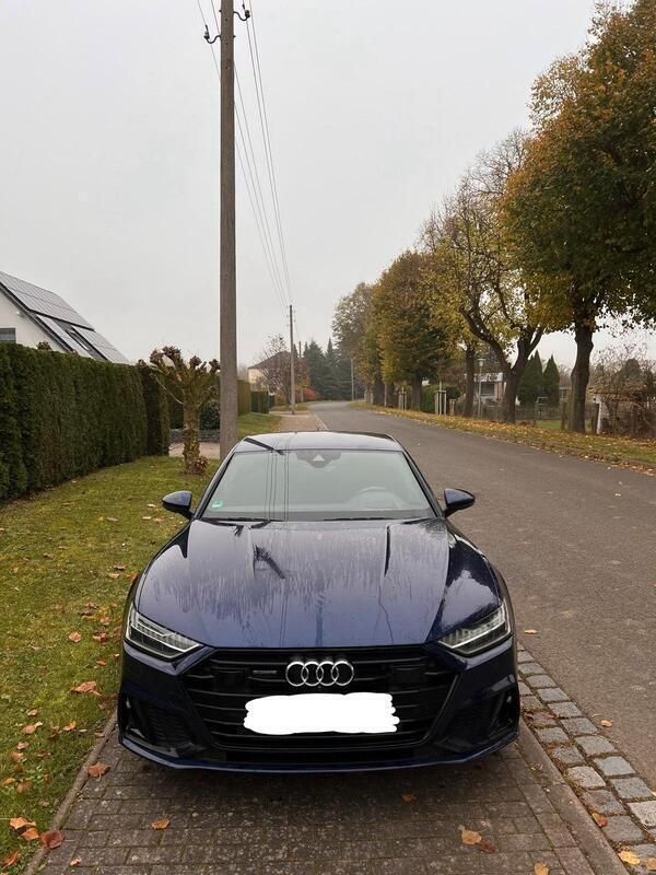 Blau Gebraucht 2019 Audi A7 Ambiente Kleinwagen | 42.000 € (Guter Preis) - Bild 1/4