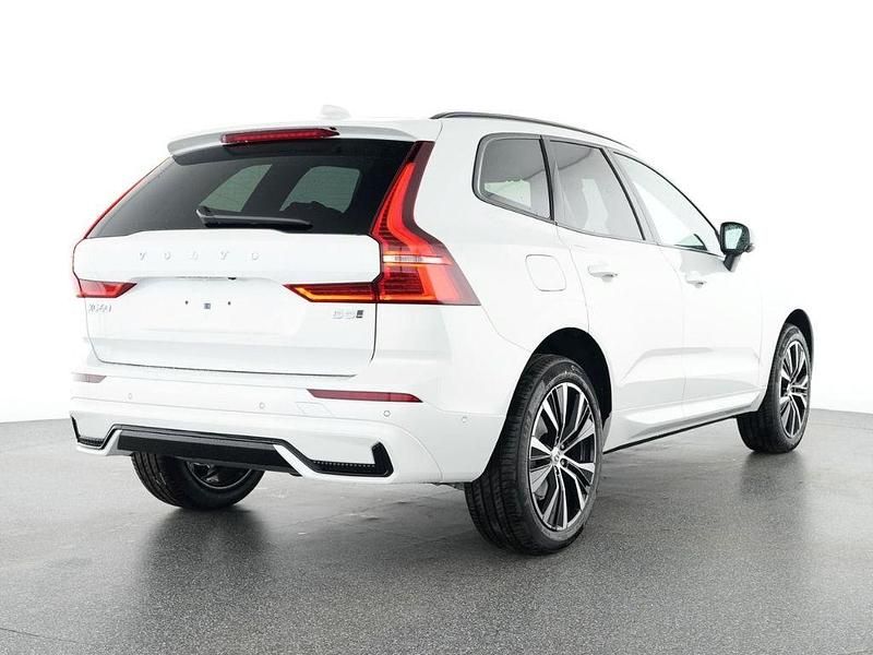Gebraucht Volvo XC60 Plus 250 PS (183 kW) 2025 Weiss SUV