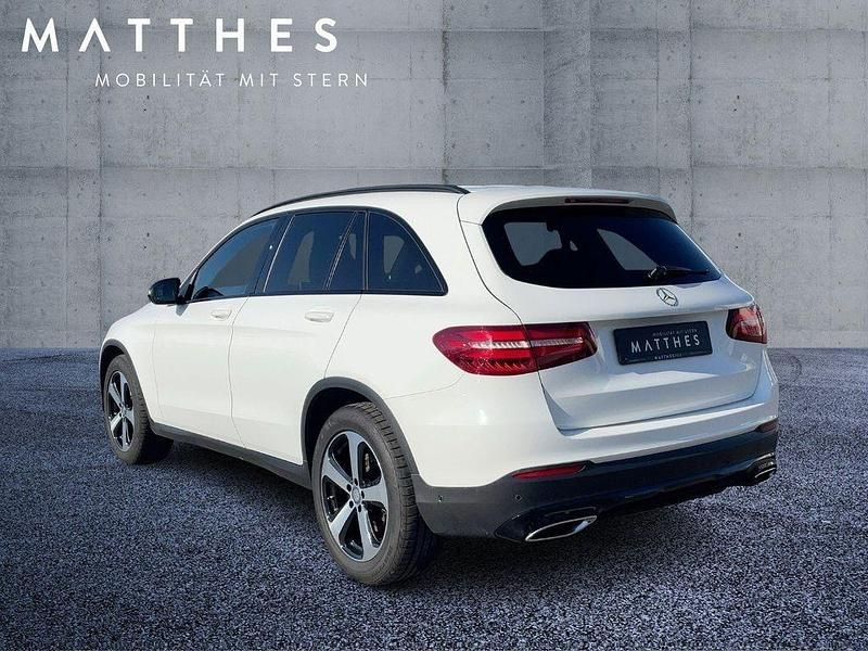 Gebraucht Mercedes GLC220 AMG 170 PS (125 kW) 2016 Weiß SUV