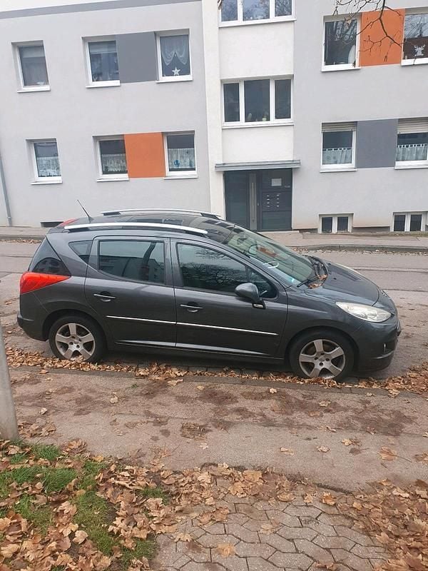 Gebraucht Peugeot 207 120 PS (88 kW) 2011 Andere farben Kombi
