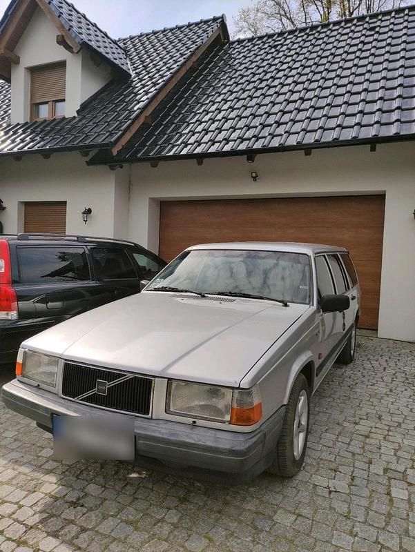 Silber Gebraucht 1990 Volvo 740 Kombi | 3.900 € - Bild 1/4