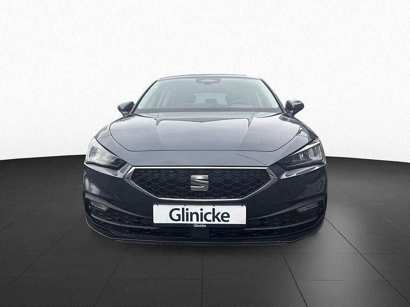 Neu Seat Leon 116 PS (85 kW) 2026 Grau Limousine