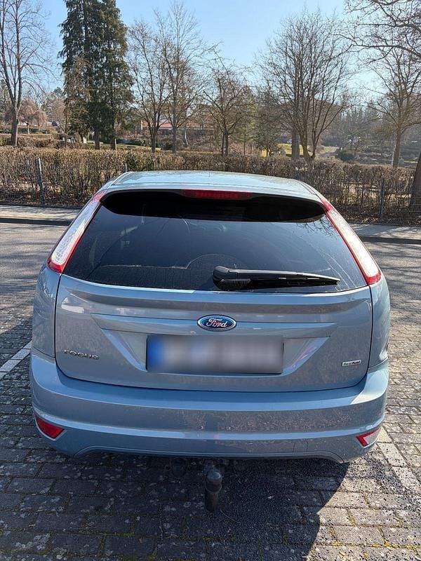 Gebraucht Ford Focus 125 PS (91 kW) 2008 Grau Limousine