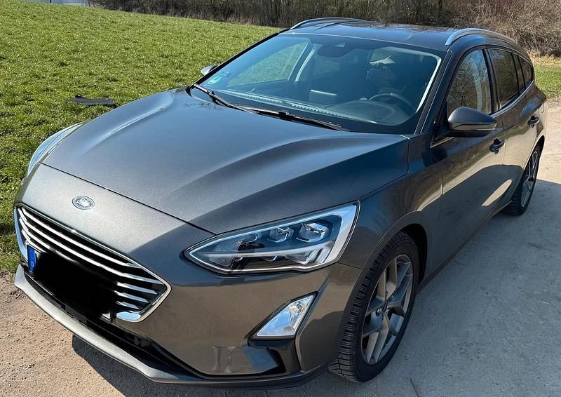 Gebraucht Ford Focus 125 PS (91 kW) 2019 Grau Kombi
