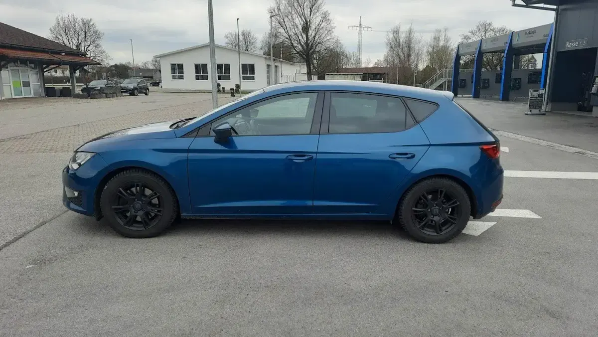 Gebraucht Seat Leon FR 184 PS (135 kW) 2013 Blau Limousine