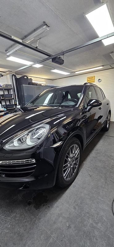 Gebraucht Porsche Cayenne 245 PS (180 kW) 2013 Schwarz SUV