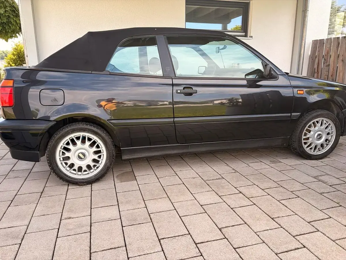 Gebraucht VW Golf Cabriolet 75 PS (55 kW) 1995 Schwarz Cabrio