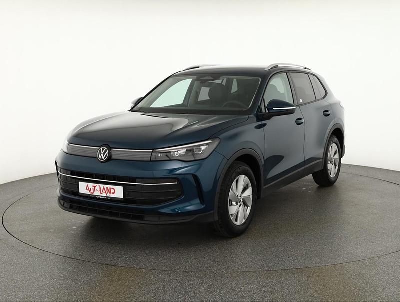 Blau Neu 2025 VW Tiguan SUV | 38.890 € (Superpreis) - Bild 1/4