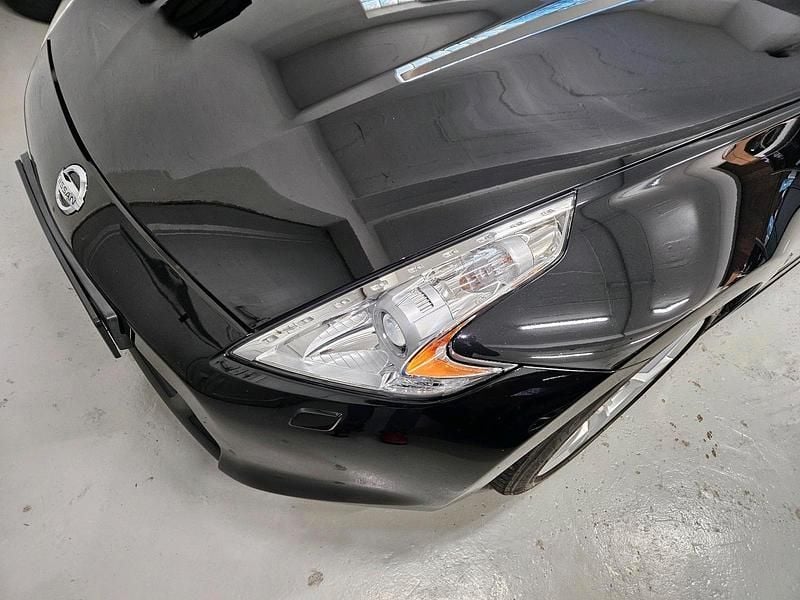 Schwarz Gebraucht 2012 Nissan 370Z Coupé | 17.300 € (Guter Preis) - Bild 1/4