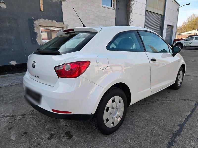 Gebraucht Seat Ibiza 80 PS (58 kW) 2010 Weiß Kleinwagen