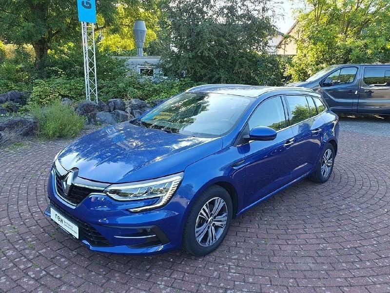 Stahlblau Gebraucht 2023 Renault Mégane GrandTour Equilibre Kombi | 21.995 € (Etwas zu teuer) - Bild 1/4