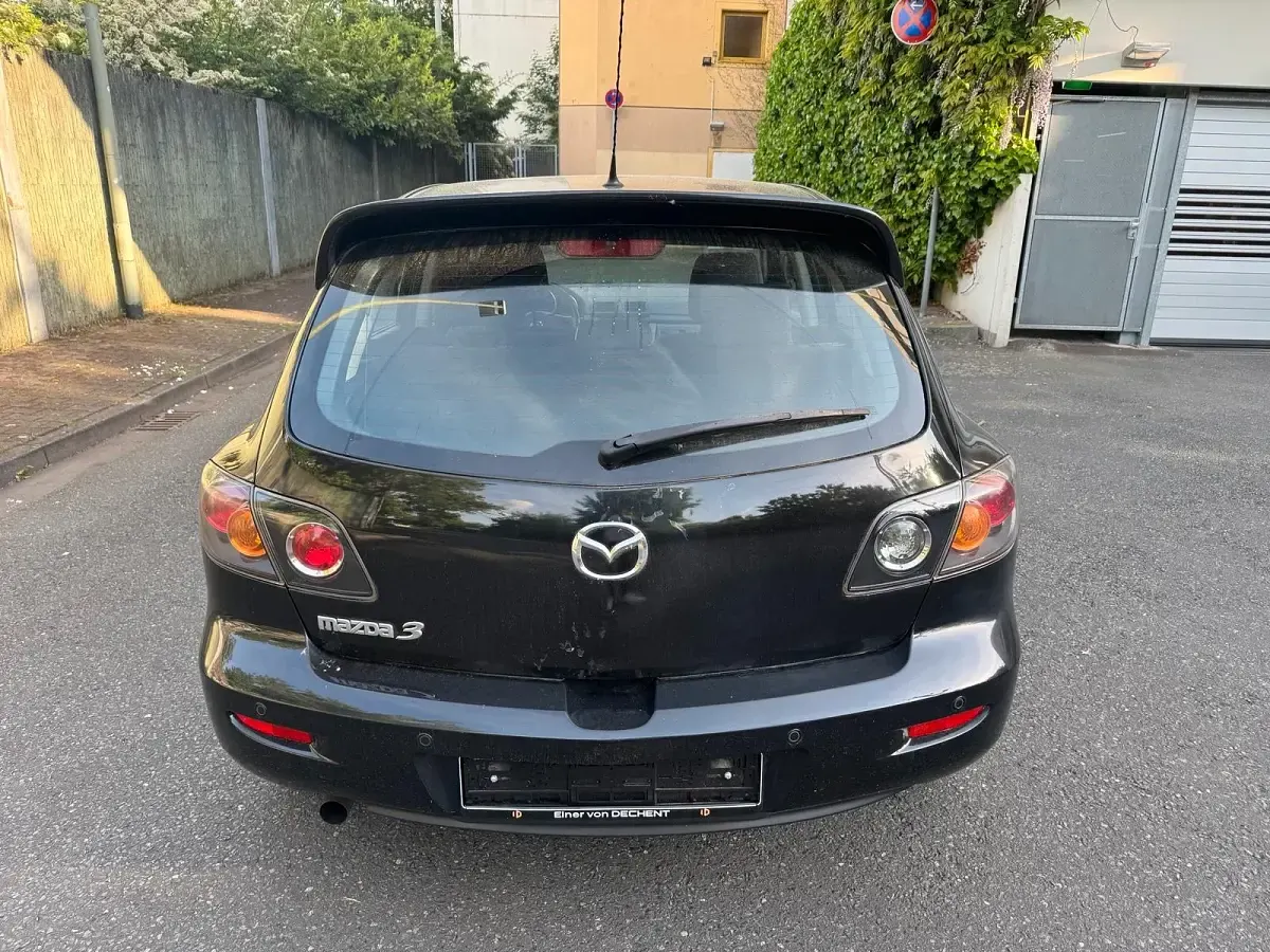 Gebraucht Mazda 3 Active 105 PS (77 kW) 2005 Schwarz Limousine