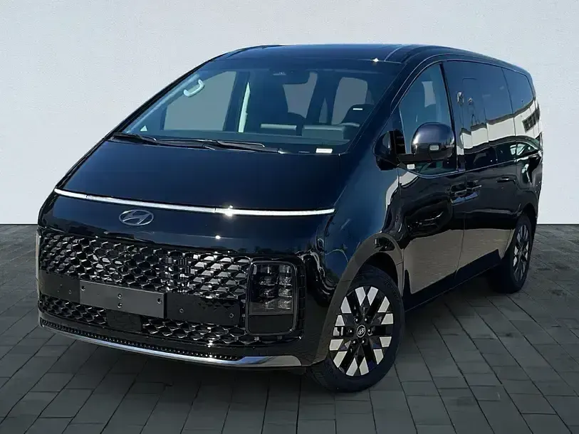 Neu Hyundai Staria GO! 225 PS (165 kW) 2025 Abyss black (schwarz) Van / Kleinbus