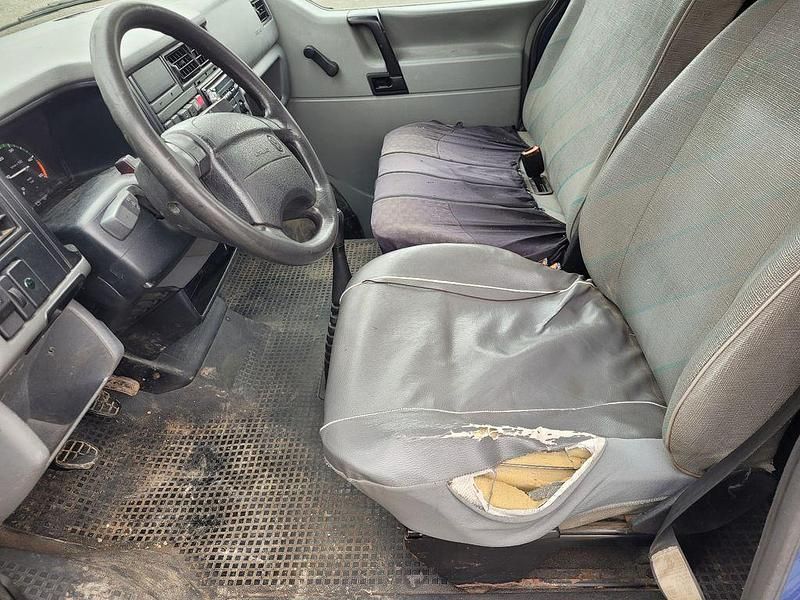 Usado VW T4 77 HP (56 kW) 1996 Azul Van