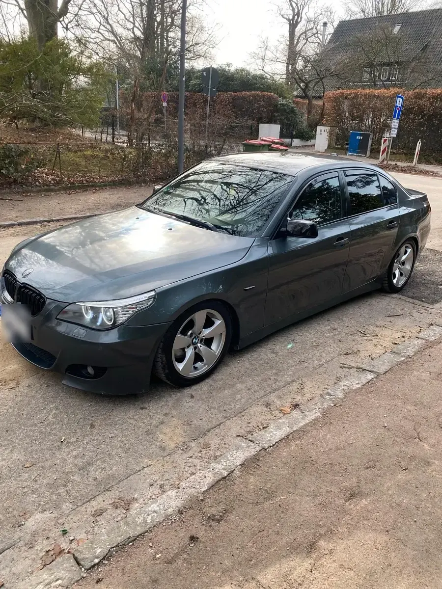 Gebraucht BMW 530 218 PS (160 kW) 2005 Grau Limousine