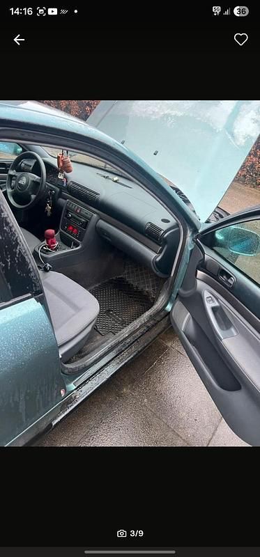 Gebraucht Audi A4 100 PS (73 kW) 1998 Blau Limousine