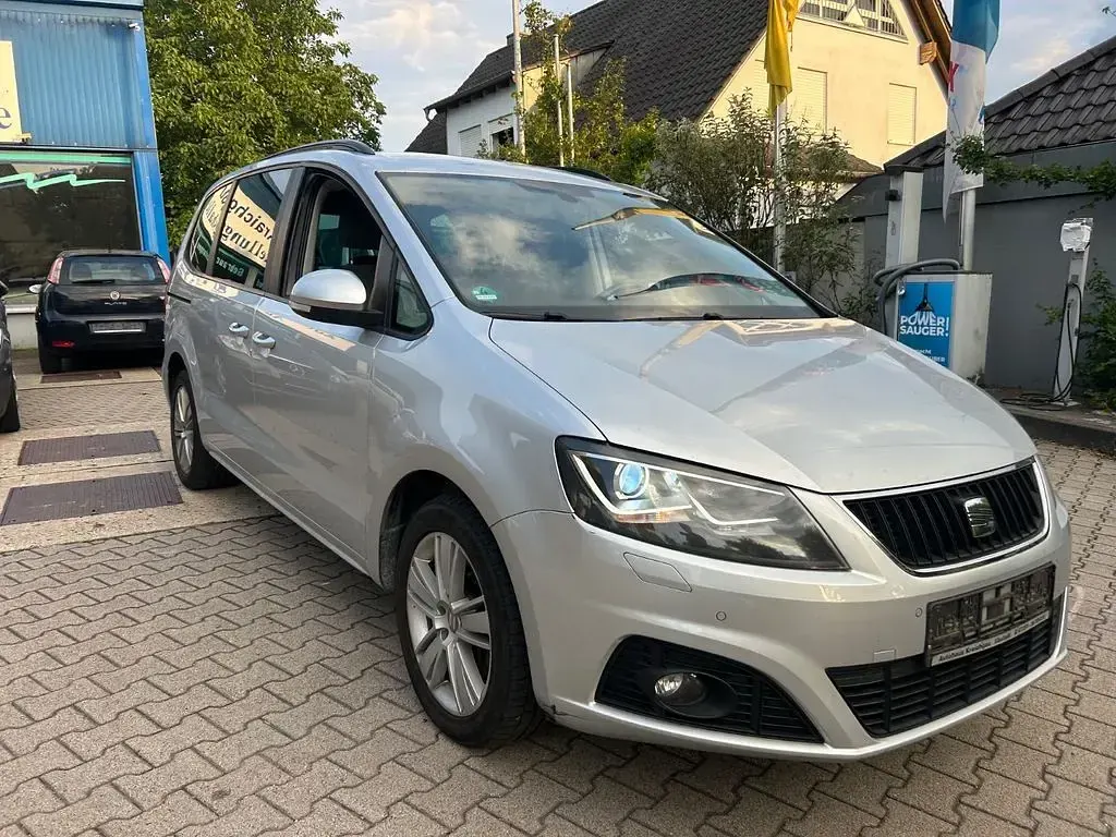 Gebraucht Seat Alhambra Style 140 PS (102 kW) 2013 Silber Van / Kleinbus