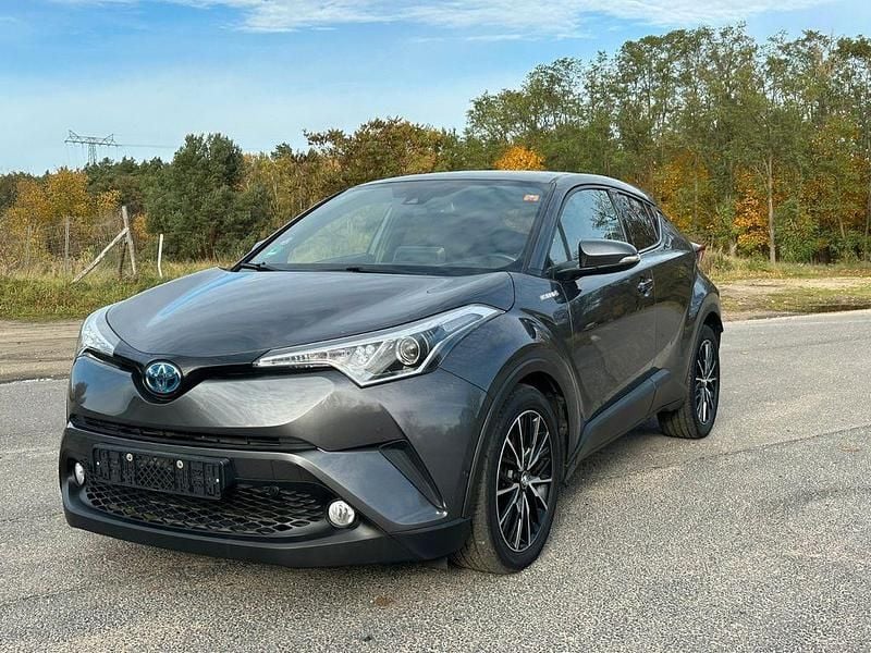Braun Gebraucht 2018 Toyota C-HR Executive SUV | 16.700 € (Fairer Preis) - Bild 1/4