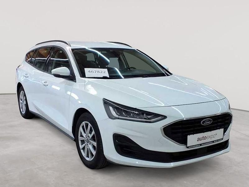 Gebraucht Ford Focus Cool & Connect 120 PS (88 kW) 2022 Frostweiß Kombi