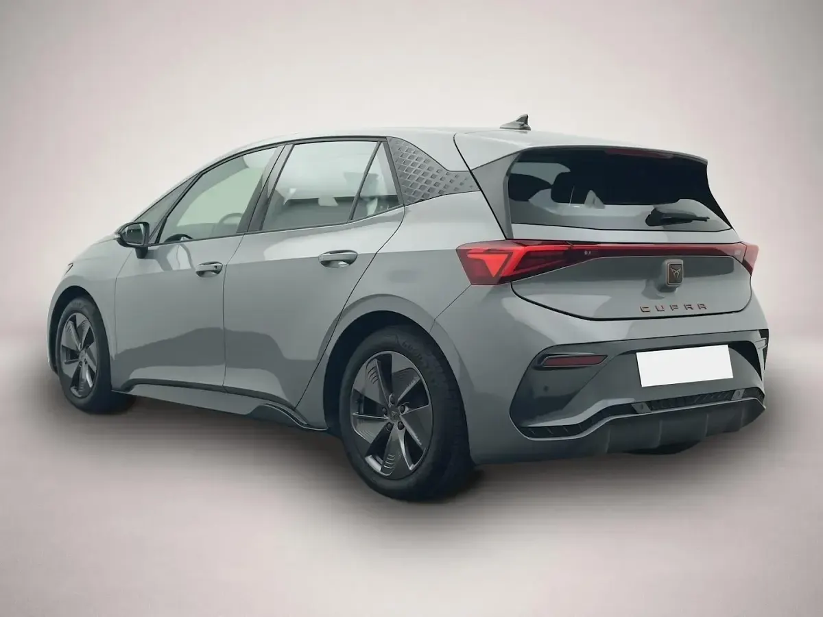 Gebraucht Cupra Born 150 kW (204 PS) 2024 Manufacturer Kleinwagen