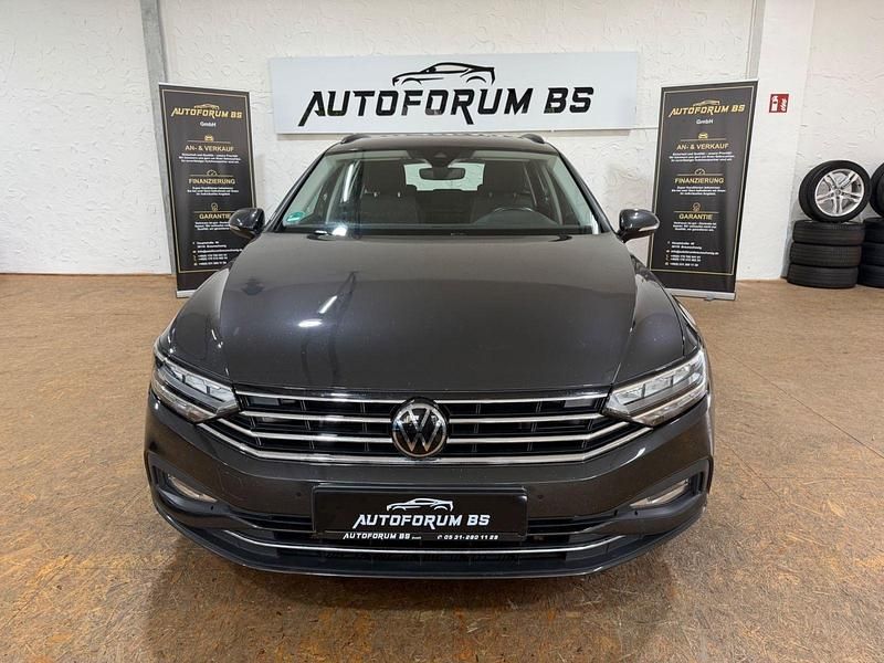 Gebraucht VW Passat Business 150 PS (110 kW) 2022 Grau Kombi