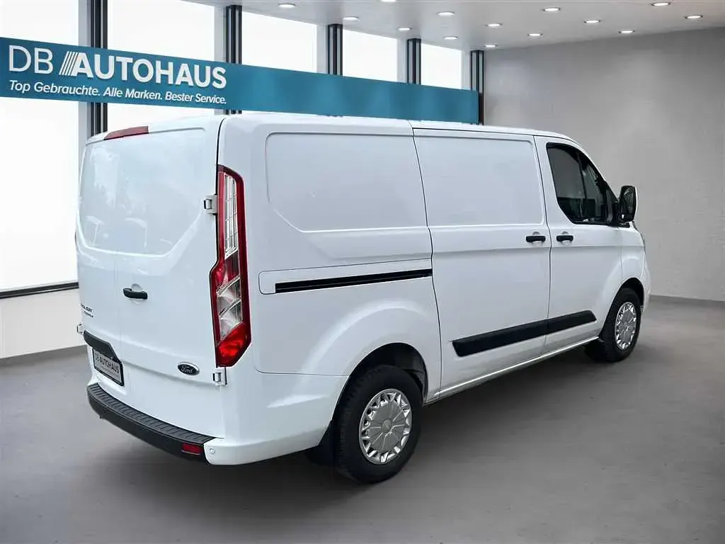 Gebraucht Ford Transit Custom Trend 131 PS (96 kW) 2023 Weiß Van