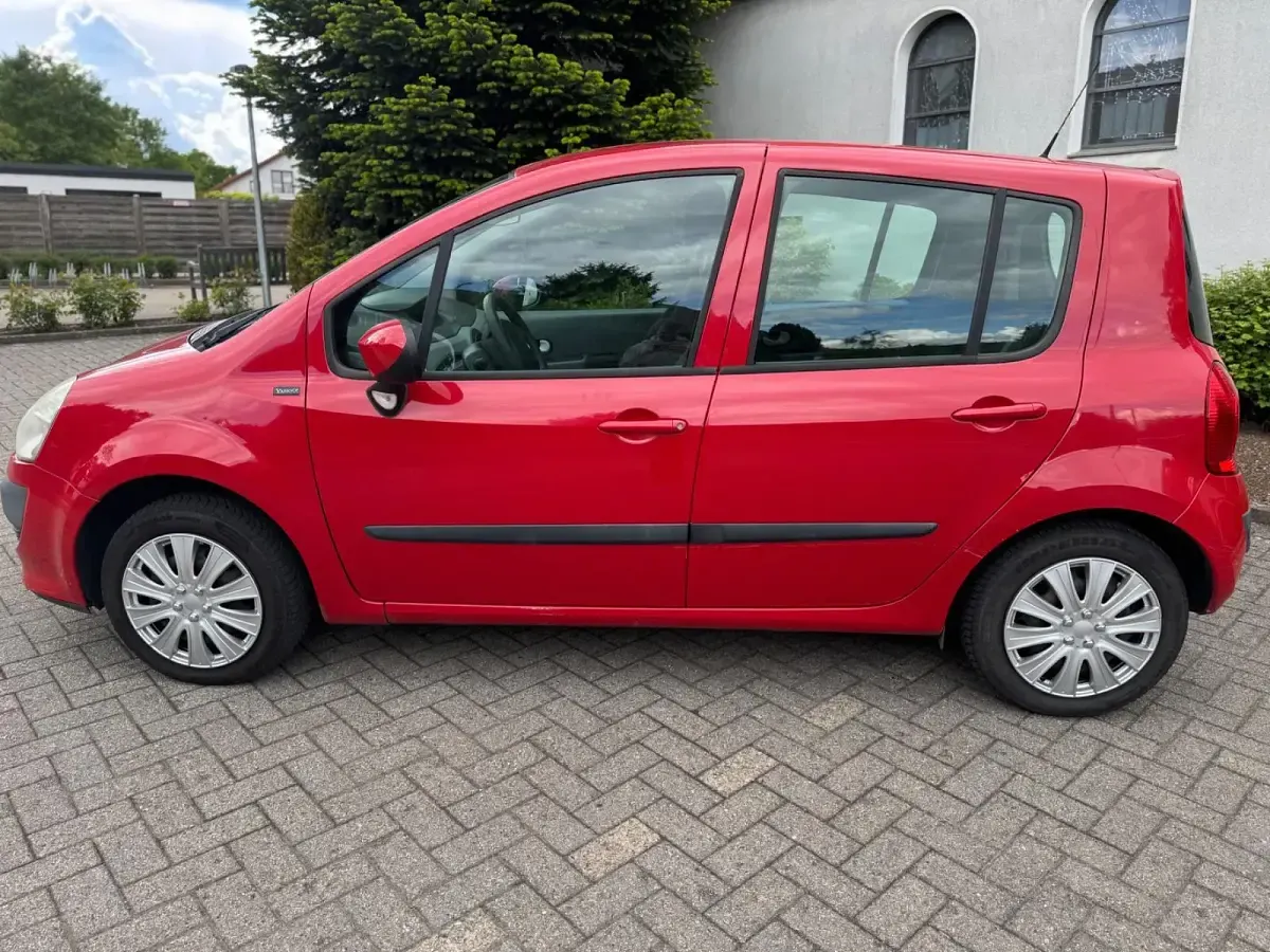 Gebraucht Renault Modus 75 PS (55 kW) 2011 Rot Van / Kleinbus
