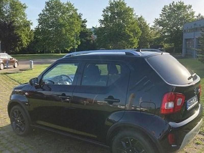 Second-hand Suzuki Ignis Comfort 83 CP (61 kW) 2023 Negru Hatchback