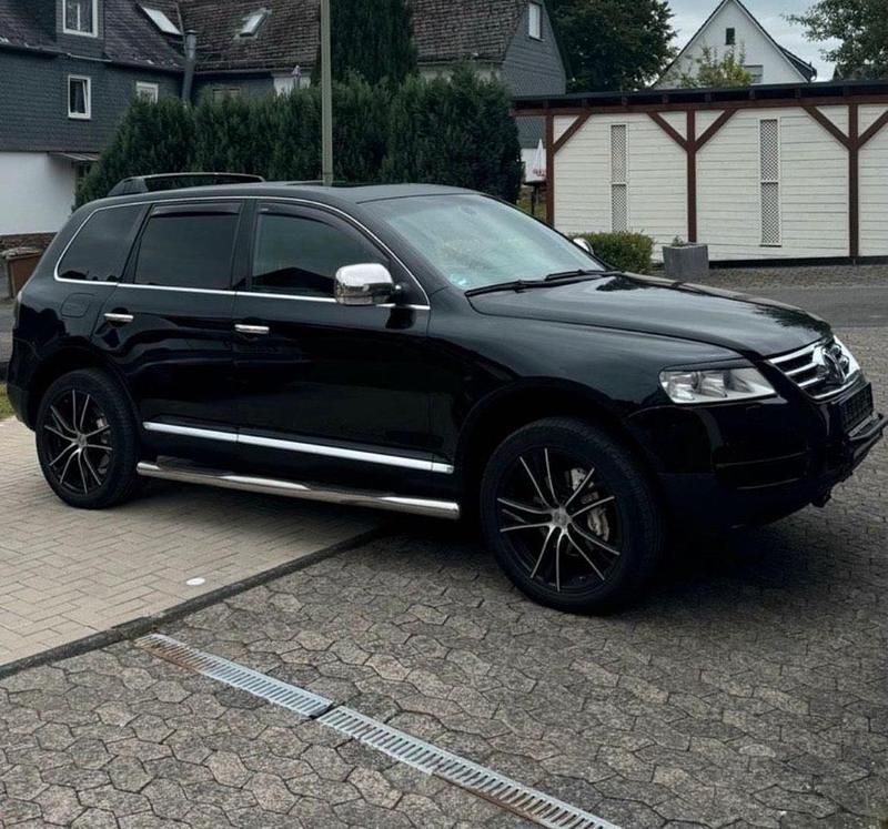 Schwarz Gebraucht 2004 VW Touareg SUV | 6.600 € (Fairer Preis) - Bild 1/4