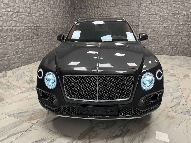 Gebraucht Bentley Bentayga 608 PS (447 kW) 2016 Grau SUV