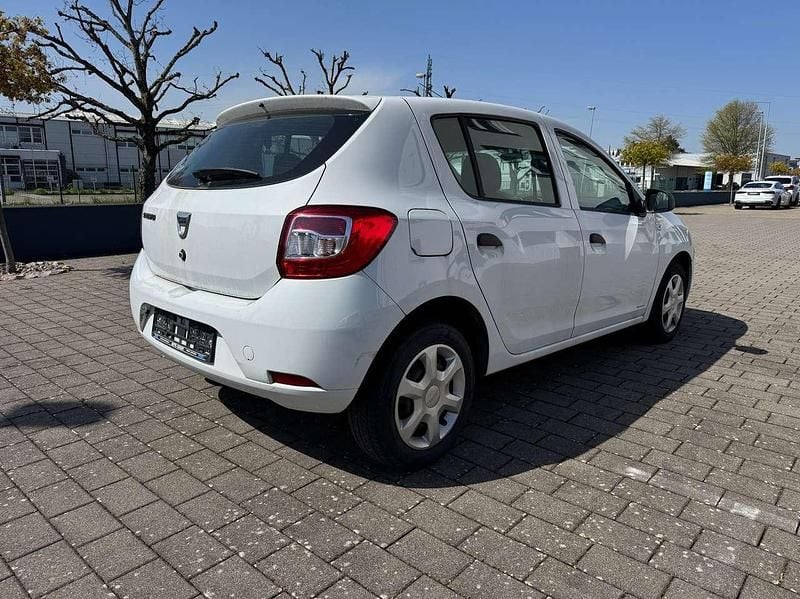 Gebraucht Dacia Sandero Ambiance 75 PS (55 kW) 2013 Gletscherweiss Kleinwagen