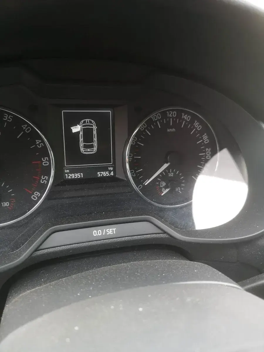 Gebraucht VW Fox 54 PS (39 kW) 2006 Schwarz Kleinwagen
