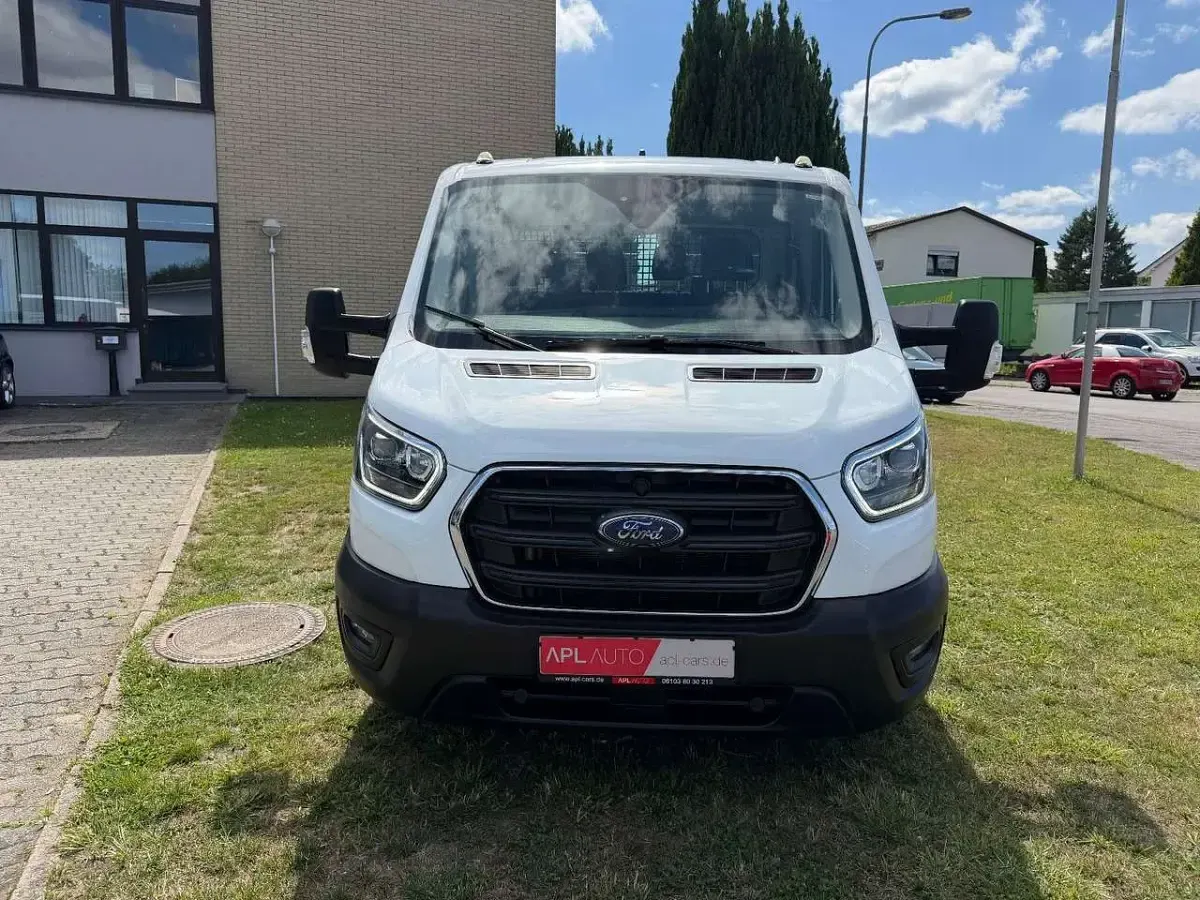Gebraucht Ford Transit Trend 131 PS (96 kW) 2021 Frozen white Van / Kleinbus