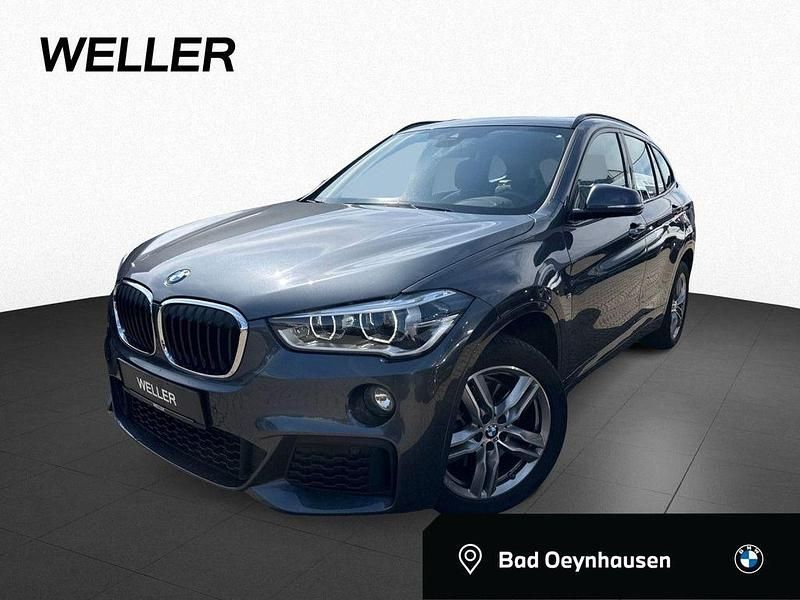 Mineralgrau (grau) Gebraucht 2017 BMW X1 M Sport SUV | 22.490 € (Fairer Preis) - Bild 1/4
