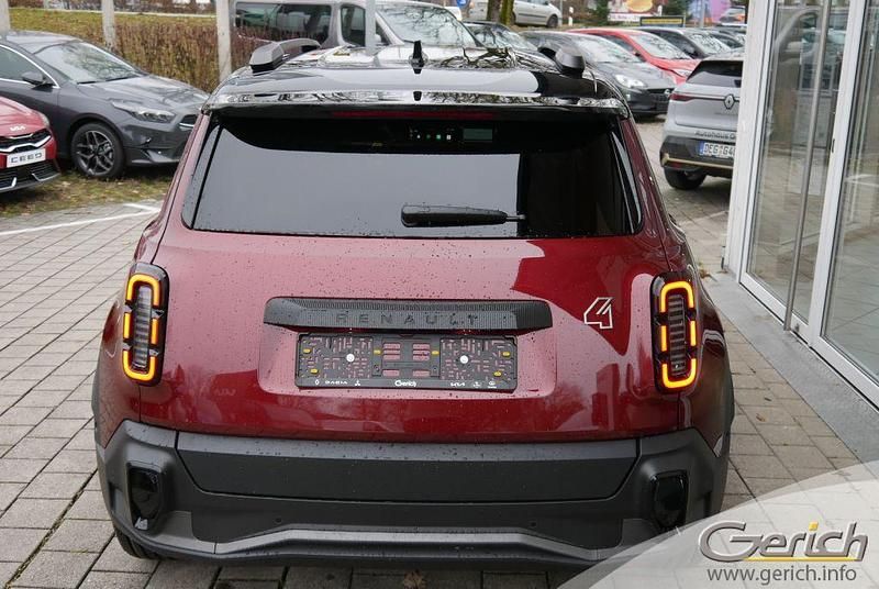 Neu Renault 4 E-Tech Komfort 110 kW (150 PS) 2025 Karmesinrot, schwarzes dach SUV