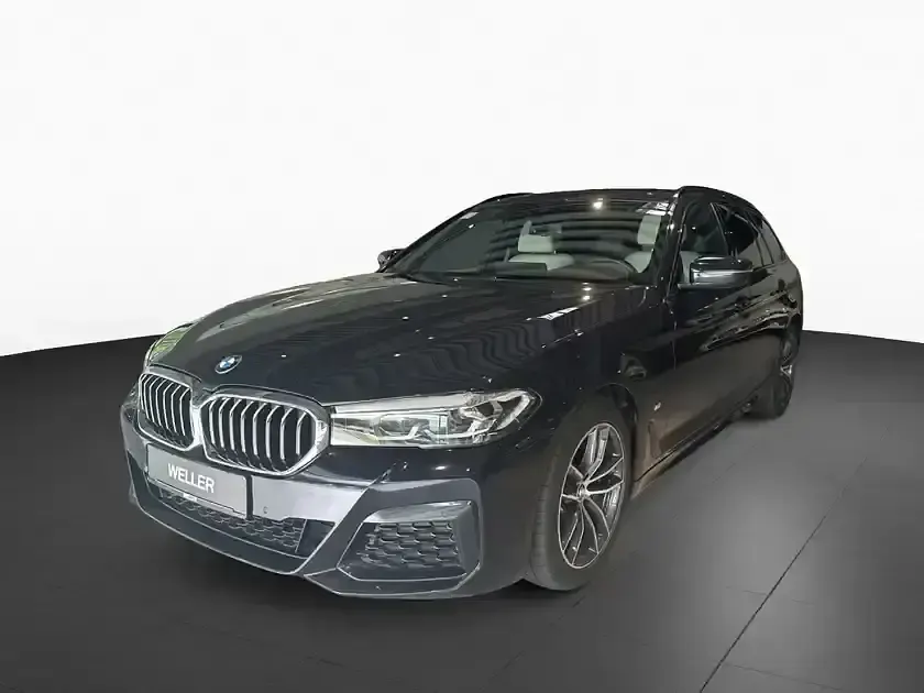 Gebraucht BMW 520 M Sport 190 PS (139 kW) 2021 Carbonschwarz (schwarz) Kombi
