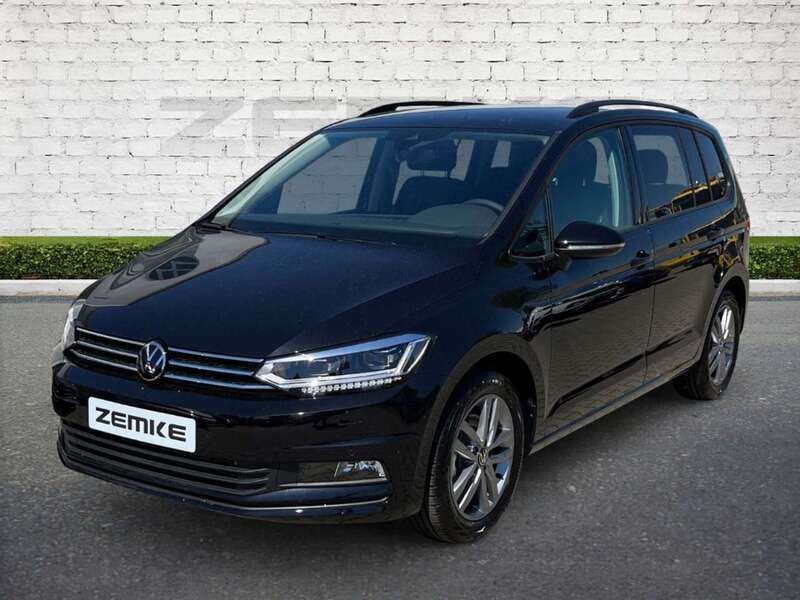 Schwarz Neu 2025 VW Touran Comfortline Van / Kleinbus | 37.750 € - Bild 1/4