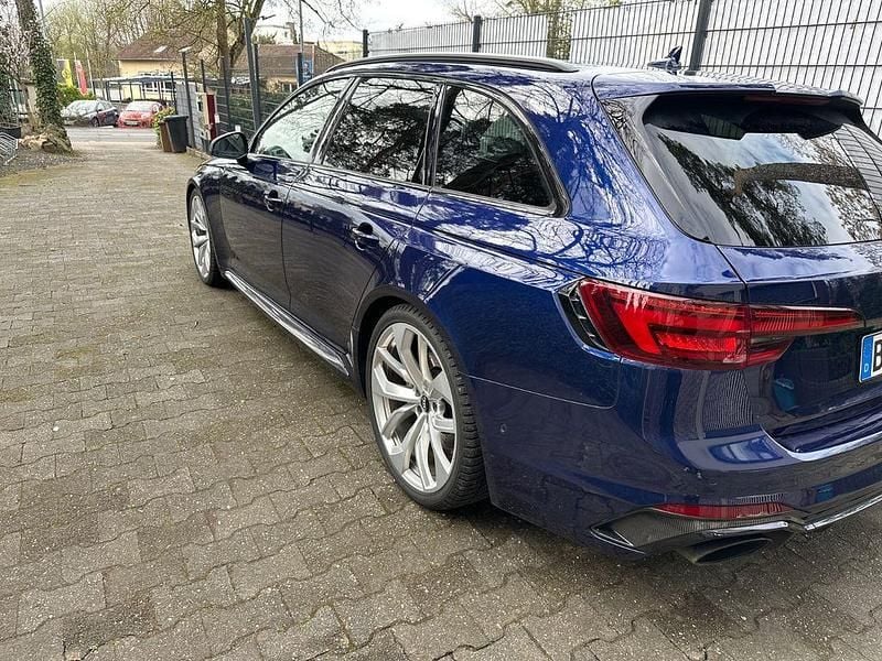 Gebraucht Audi RS4 Ambiente 450 PS (330 kW) 2018 Blau Kombi